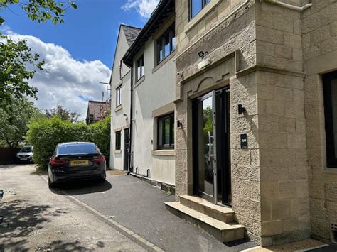 ls20 8bt|Area Information for Otley Road, Guiseley, Leeds, LS20 .